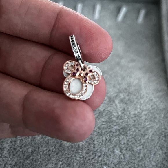 Pandora Disney, Minnie Mouse Silhouette Double Dangle Charm | Rose Gold-Plated - Picture 8 of 10